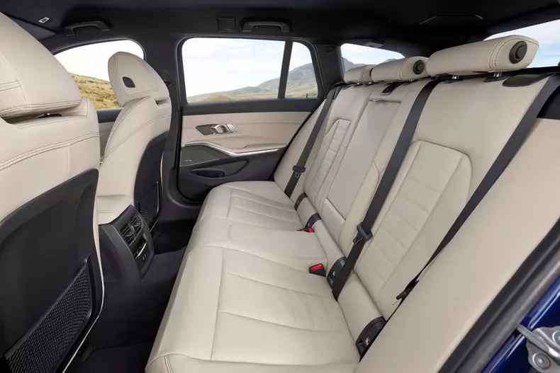 BMW Seria 3 facelift 001