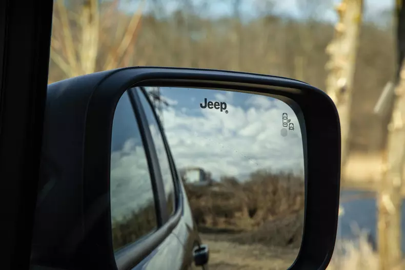 Jeep-Renegade-PHEV-15