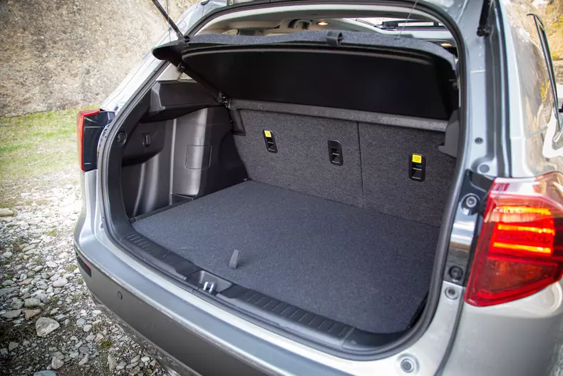 Suzuki Vitara Hybrid 018