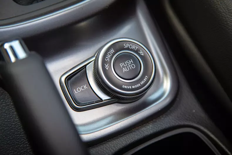 Suzuki Vitara Hybrid 034