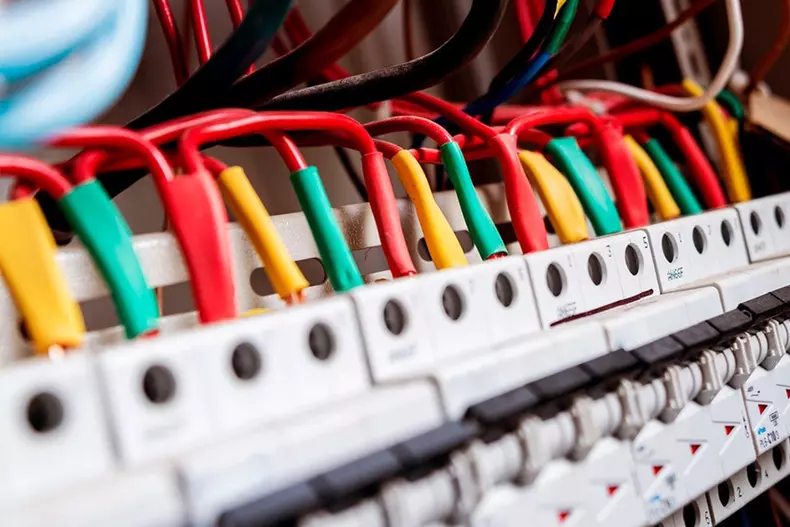 Auto-bild.ro-electriceconstructii.ro