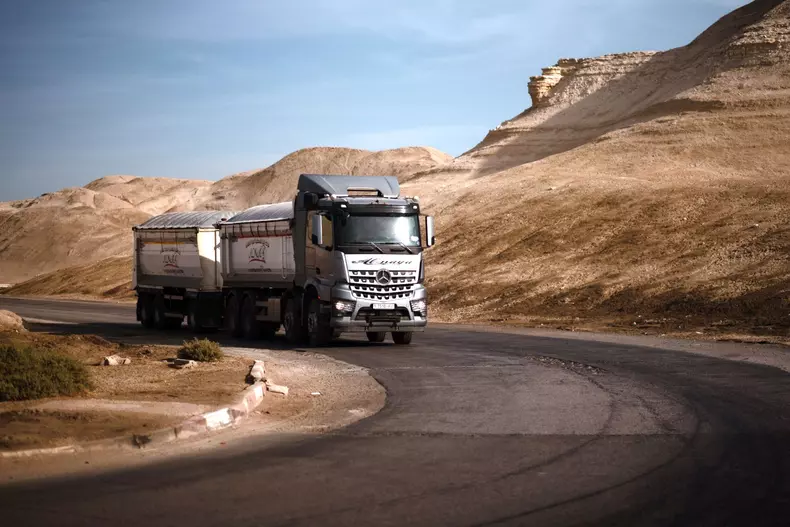 accesoriisipiesepentrucamioane 001