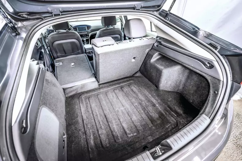 220314_OTA5507_AB_Hyundai-Ionic-Hybrid_04.22cOlaf-TammFOTO