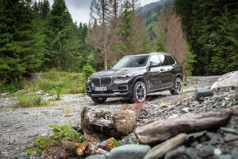 BMW X5 45e 006
