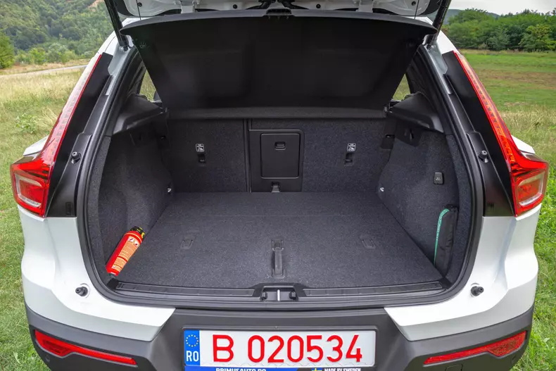 Volvo XC40 3 015