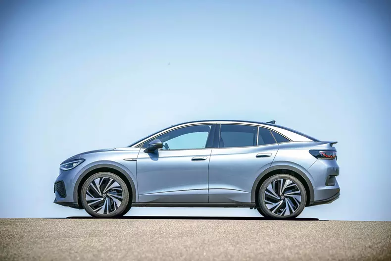 360_Grad_VW_ID5_MN1_7301