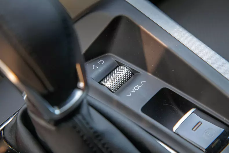 Alfa Romeo Tonale 020