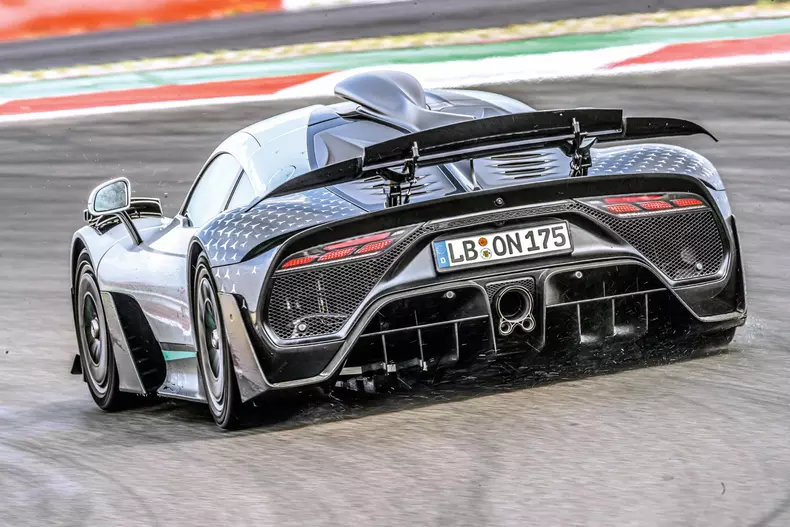 _Mercedes_AMG_ONE_MediaDrive_2022_1_90-(2)