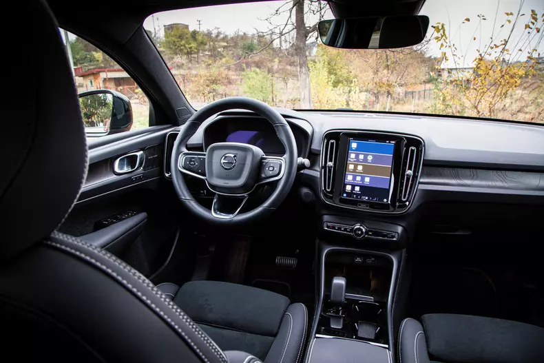 Test drive Volco C40 036