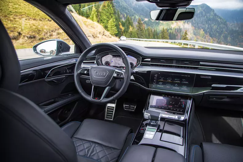 Audi A8 PHEV facelift 015