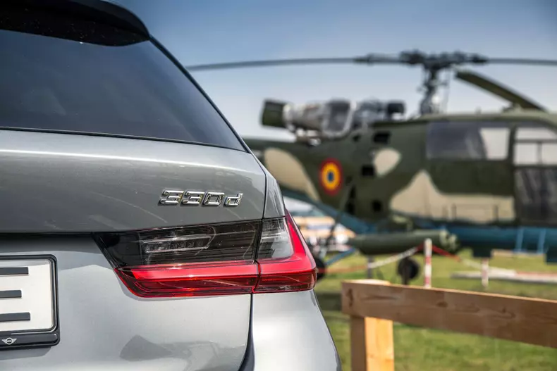 BMW Seria 3 Touring 011