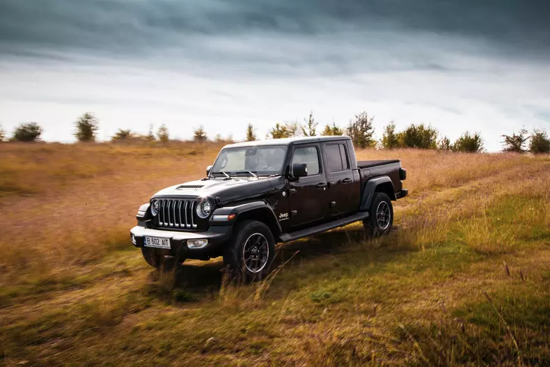 Jeep Gladiator 010