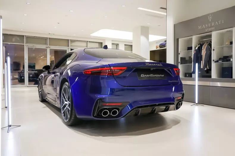 Maserati Gran Turismo pret Romania 006