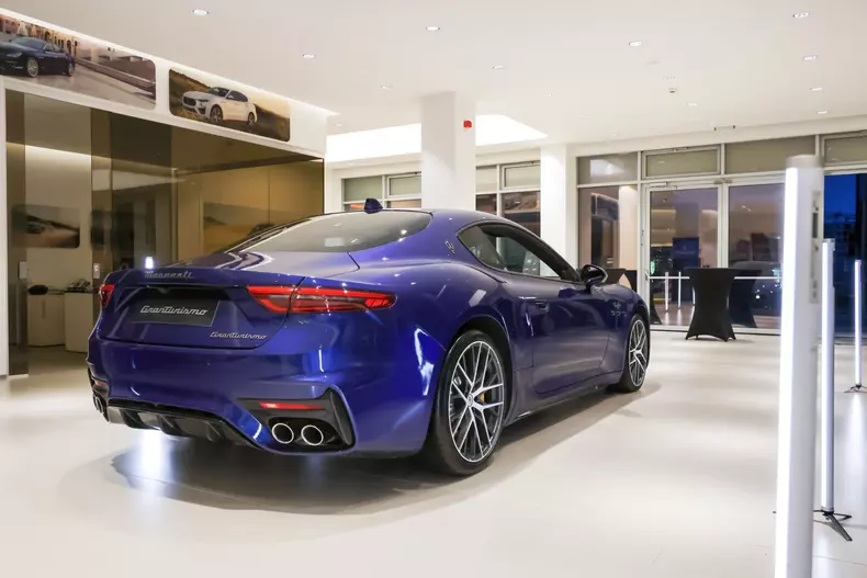 Maserati Gran Turismo pret Romania 007