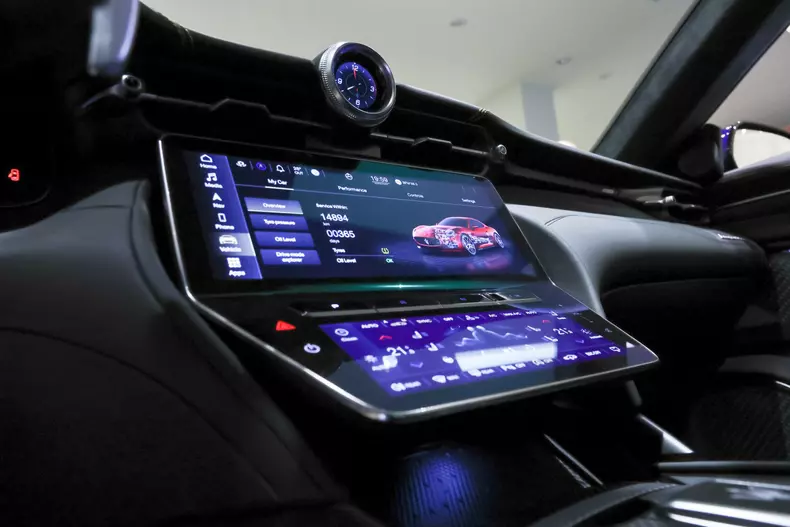 Maserati Gran Turismo pret Romania 020