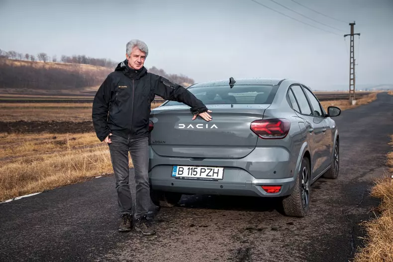 Dacia Logan 004