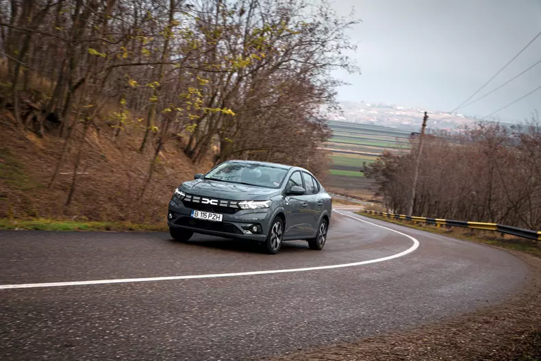 Dacia Logan 033
