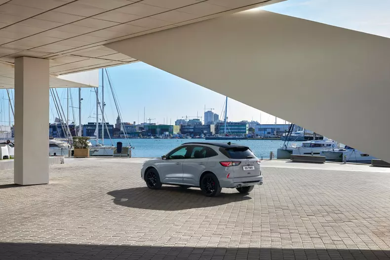 Ford Kuga Graphite 002