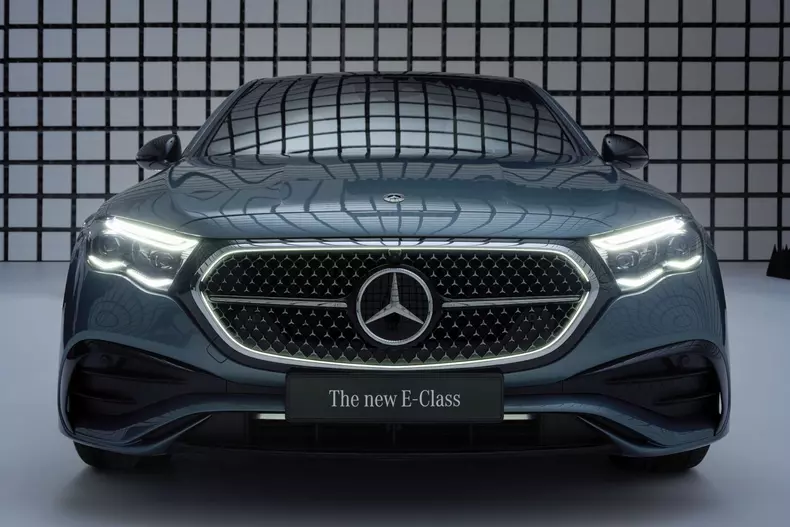 Mercedes Clasa E 2024 015