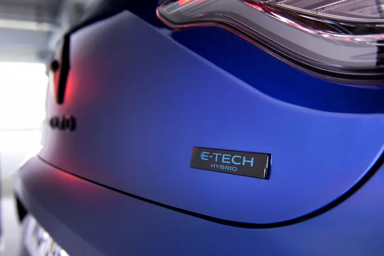 RENAULT CLIO E-TECH (BJA HEV)