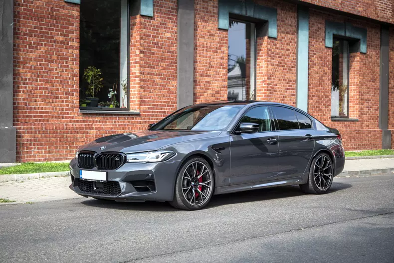 Hype Fox M5 low res 002