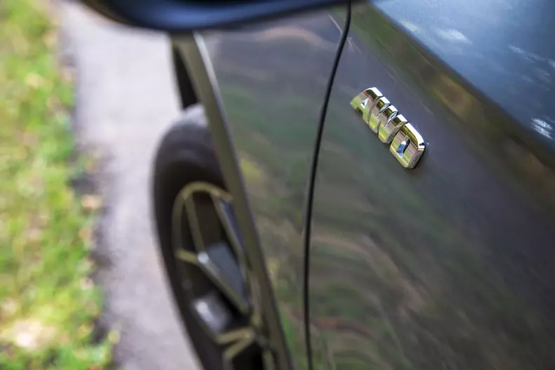 Oana si SsangYong Korando low res 084