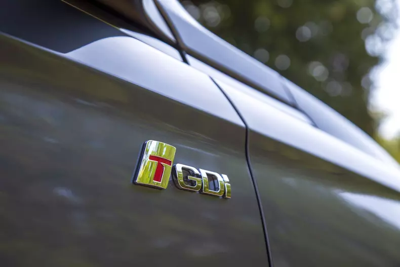 Oana si SsangYong Korando low res 088