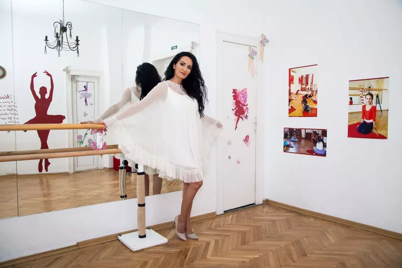 Raluca si Alfa Romeo Tonale low res 022