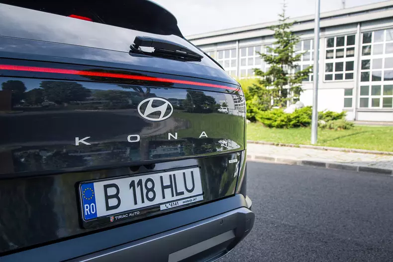 Hyundai Kona-43