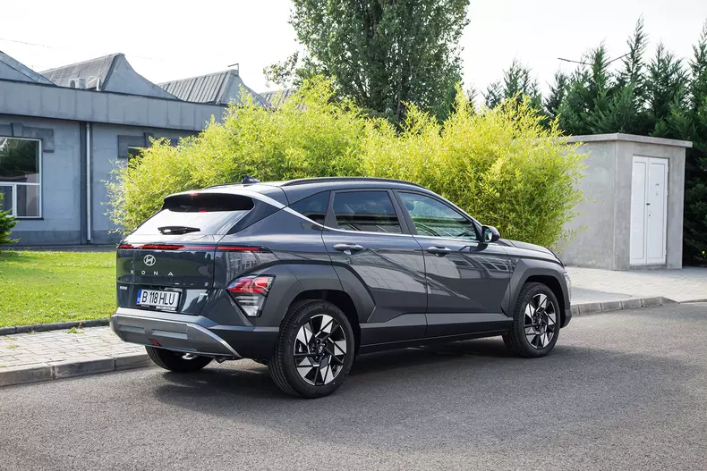 Hyundai Kona-7