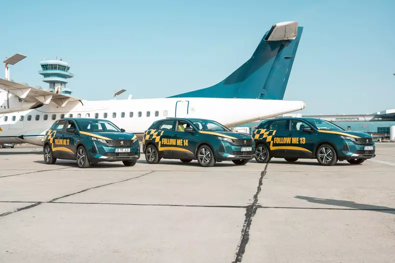 Peugeot X Aeroportul Henru Coanda 004
