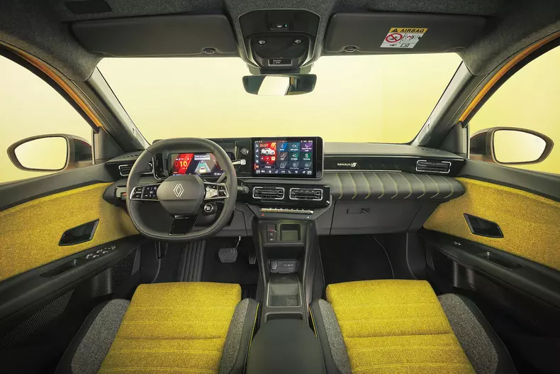 Renault R5 – Iconic Jaune