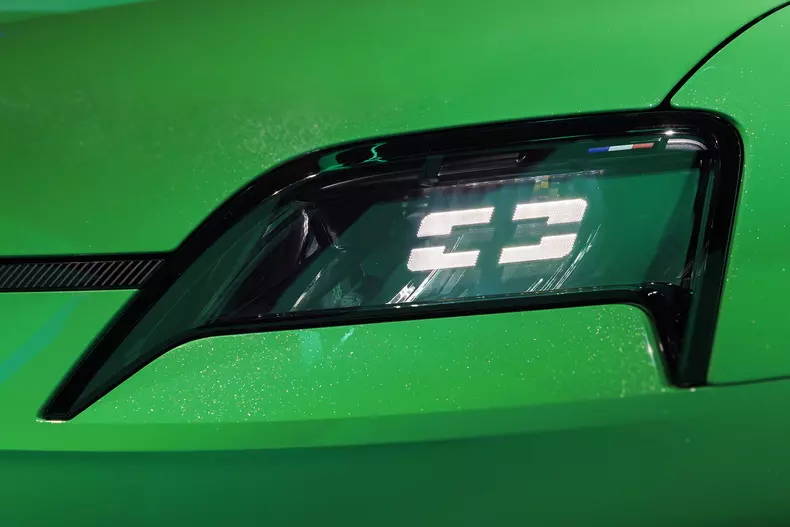 Renault R5 – Iconic Verte