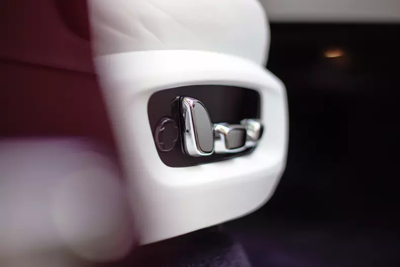 Rolls Royce Cullinan Black Badge 004