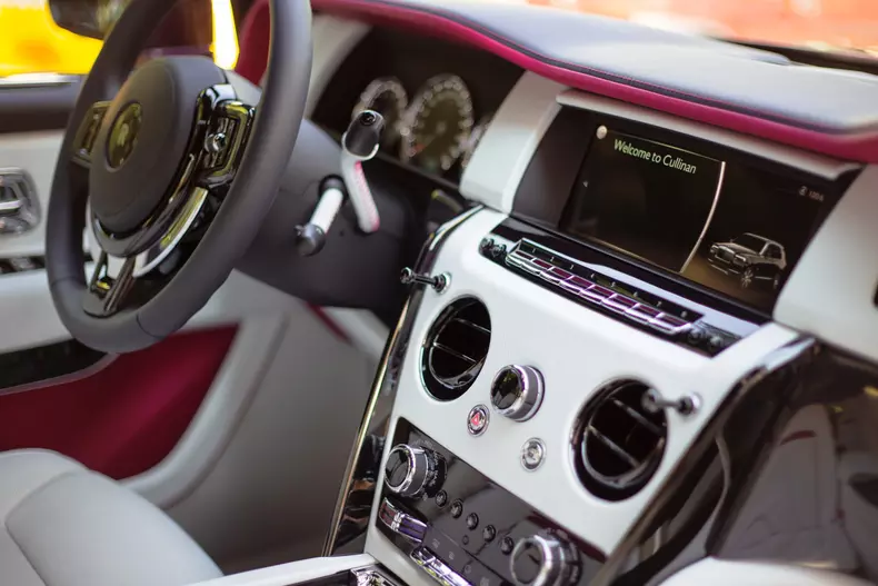 Rolls Royce Cullinan Black Badge 006