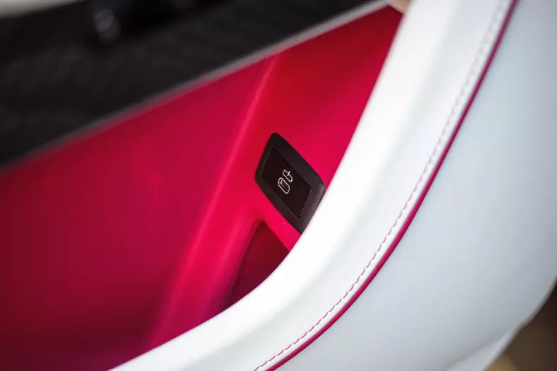 Rolls Royce Cullinan Black Badge 008