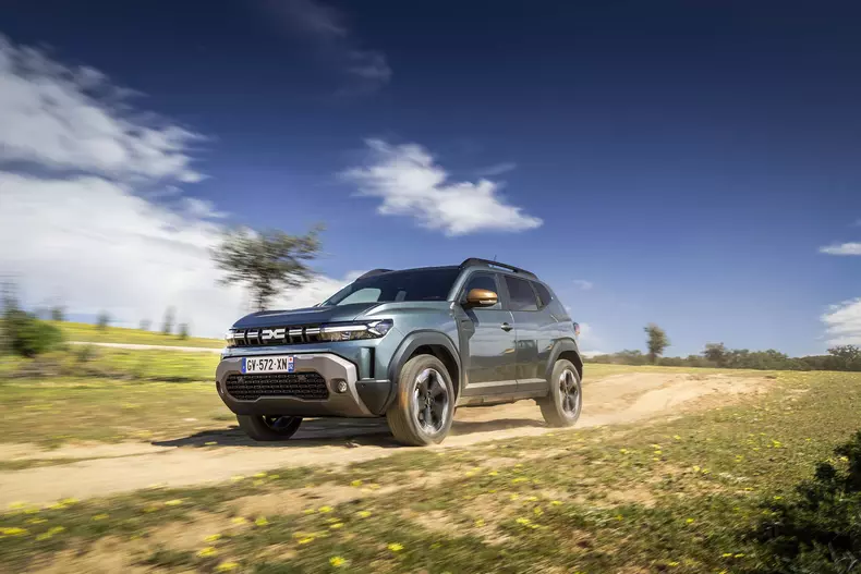 Dacia-Duster-4×4-007