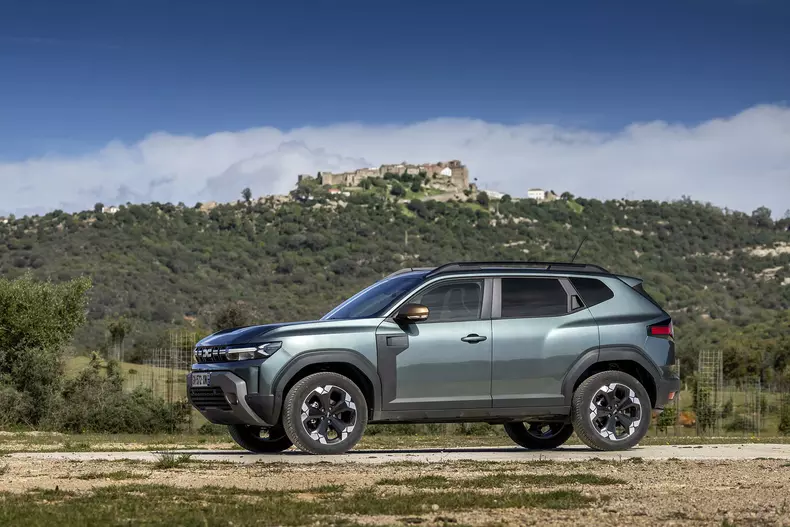 Dacia-Duster-4×4-021