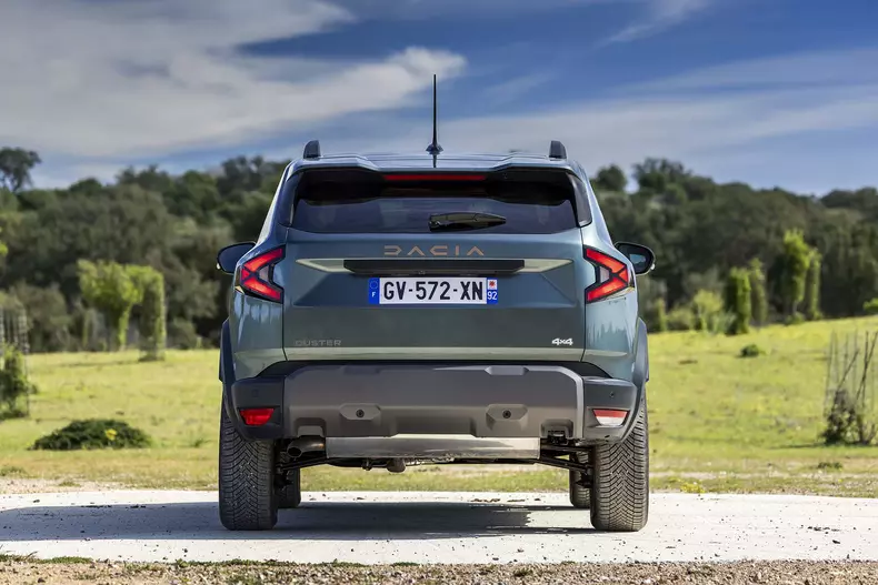 Dacia-Duster-4×4-028