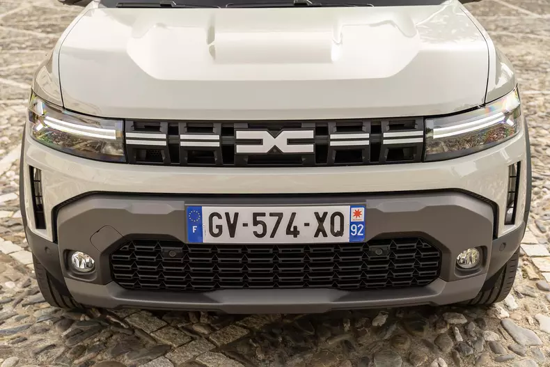 Dacia-Duster-Extreme-details-ext-001