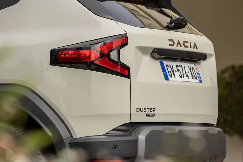 Dacia-Duster-Extreme-details-ext-016