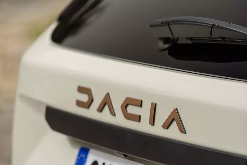Dacia-Duster-Extreme-details-ext-019