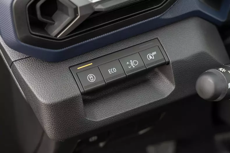 Dacia-Duster-Journey-details-013