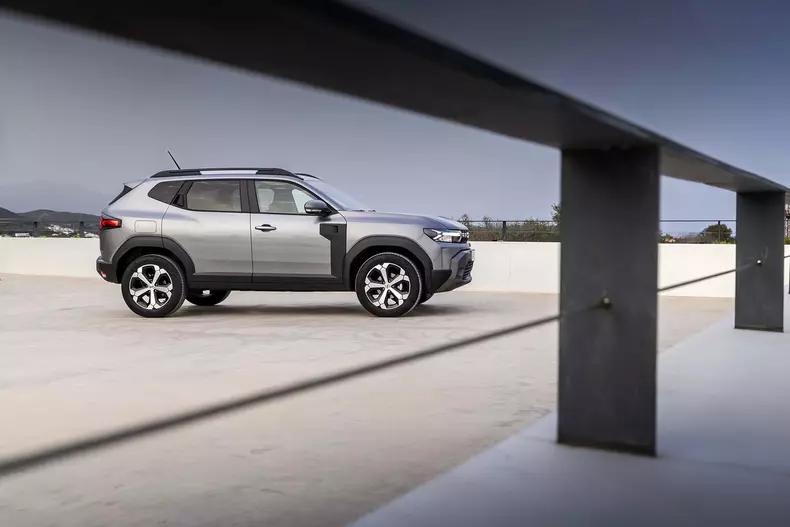 Dacia-Duster-TCe-029