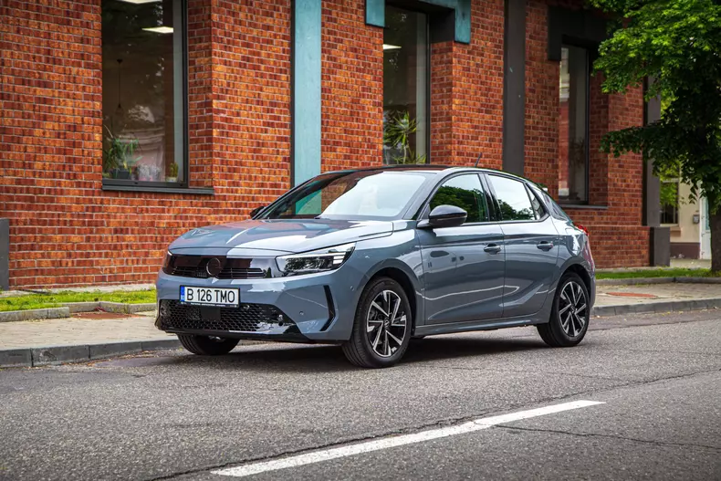 Opel Corsa facelift 003