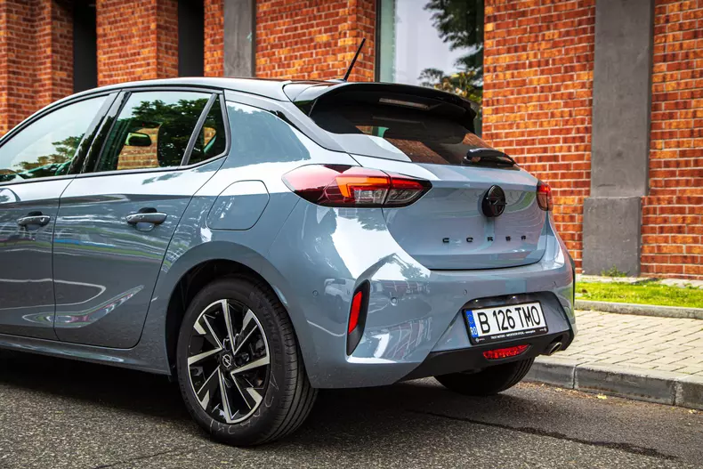 Opel Corsa facelift 005