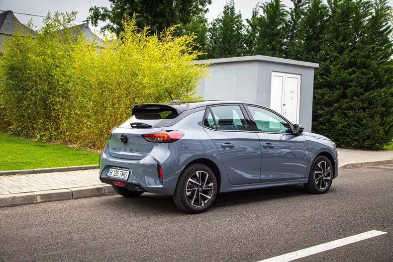 Opel Corsa facelift 010