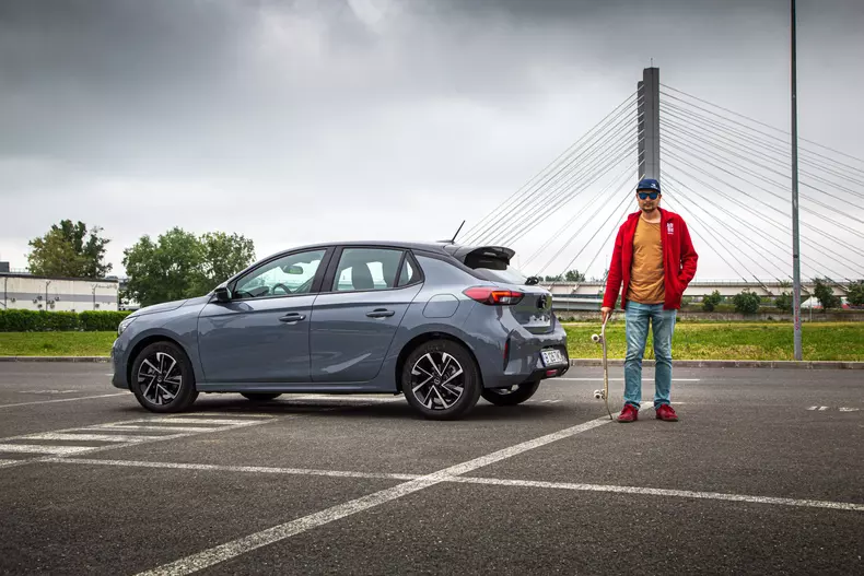 Opel Corsa facelift 015