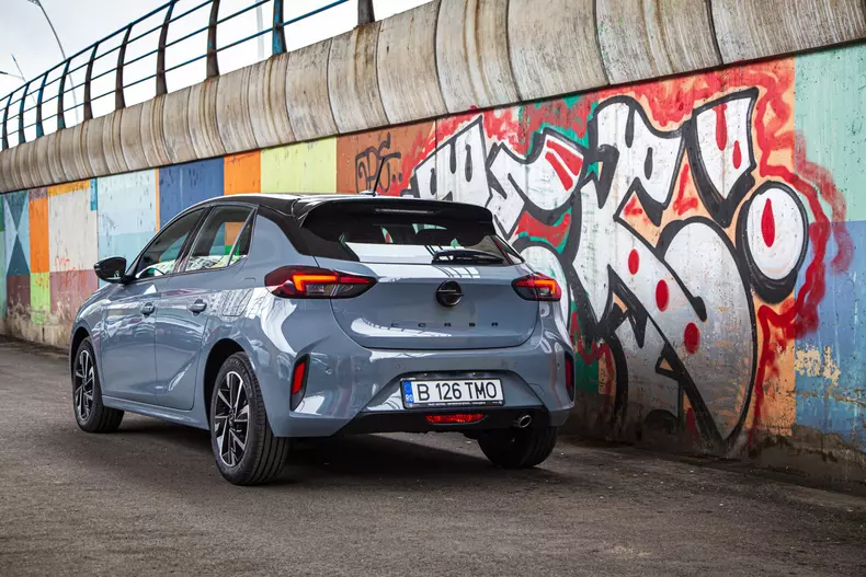 Opel Corsa facelift 018