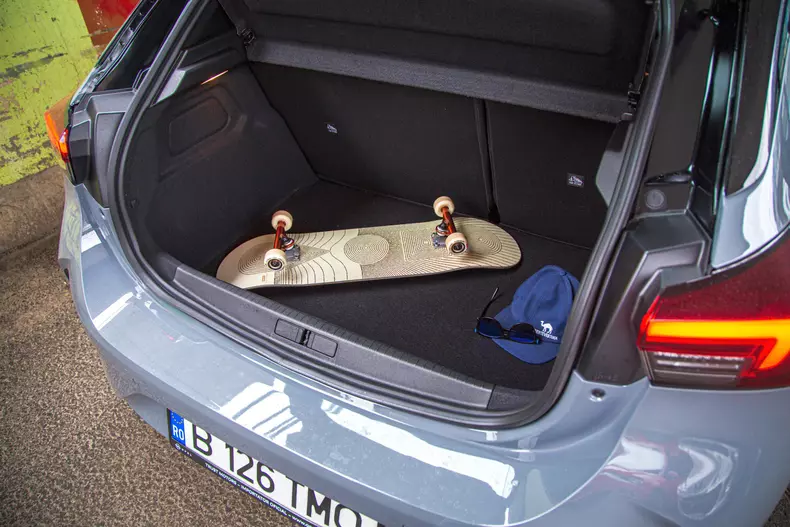 Opel Corsa facelift 024